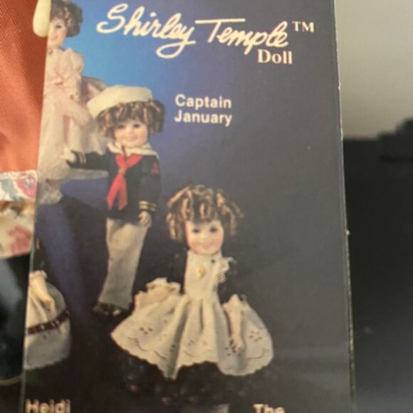 1983 Shirley Temple Suzannah of the Mounties Doll -  Vinyl 12" with Stand - Picture 4 of 6